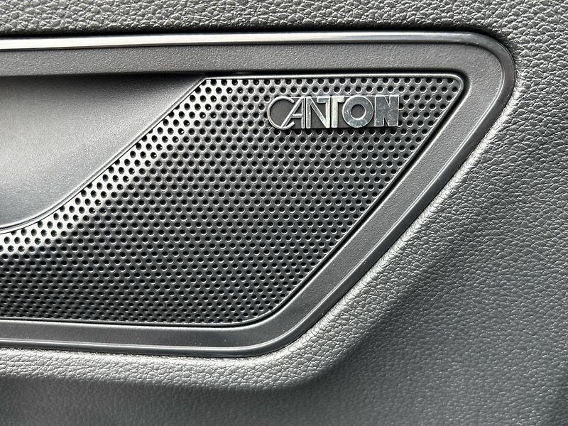 Škoda Karoq SPORT LINE - fotka 27 z 30
