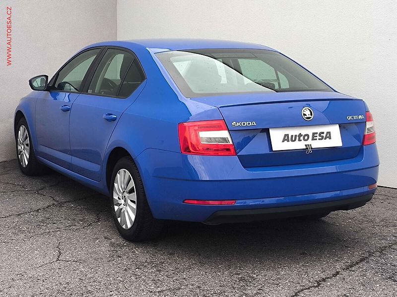 Škoda Octavia (2019) 1.5 TSi, ČR, Active, AC - fotka 6 z 16