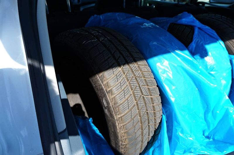 Ford C-MAX (2012) TREND 1,6i 77 kW - fotka 12 z 40