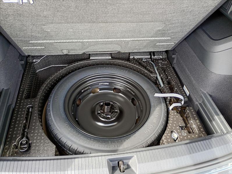 Volkswagen Tiguan (2026) 1,5 eTSI 110kW mHEV  Love - fotka 11 z 17