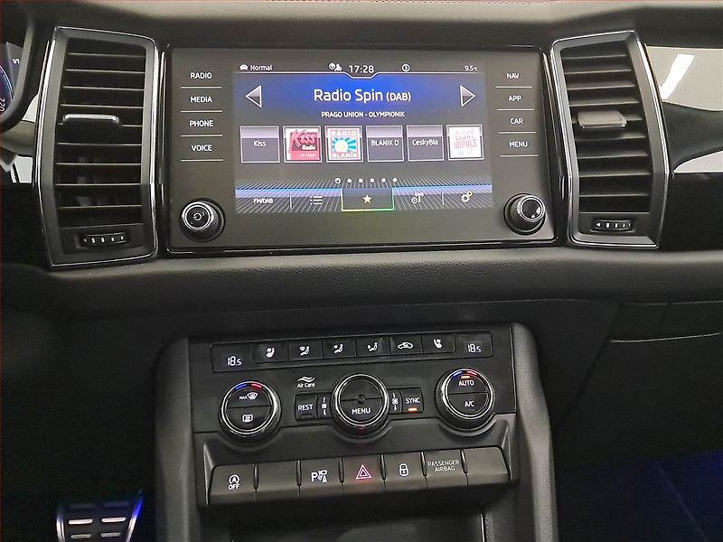 Škoda Kodiaq (2022) Laurin&Klement 2.0 TDI - fotka 12 z 28
