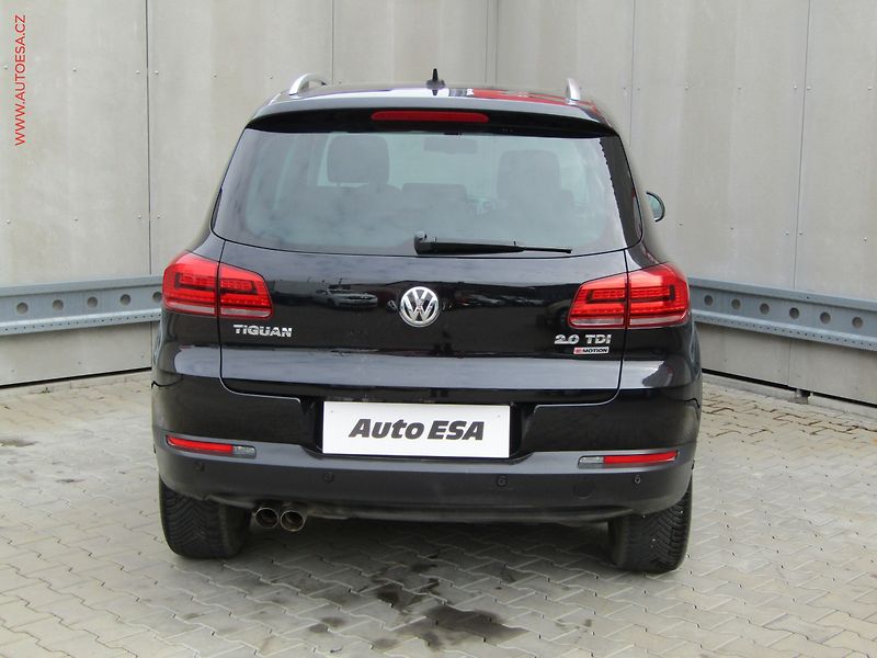 Volkswagen Tiguan (2015) 2.0 TDi 4x4, Lounge, DSG - fotka 5 z 20