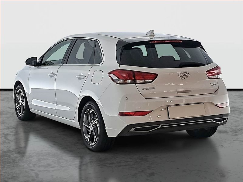 Hyundai i30 (2024) 1.0 T-GDI, Automat, Serv.kniha - fotka 4 z 16