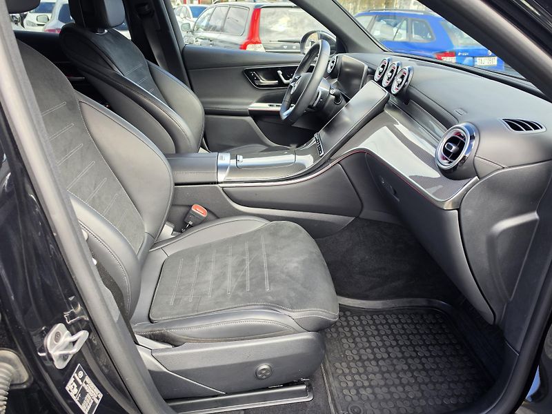 Mercedes-Benz GLC 220CDI 4x4 AMG Burmaster Tz - fotka 14 z 25