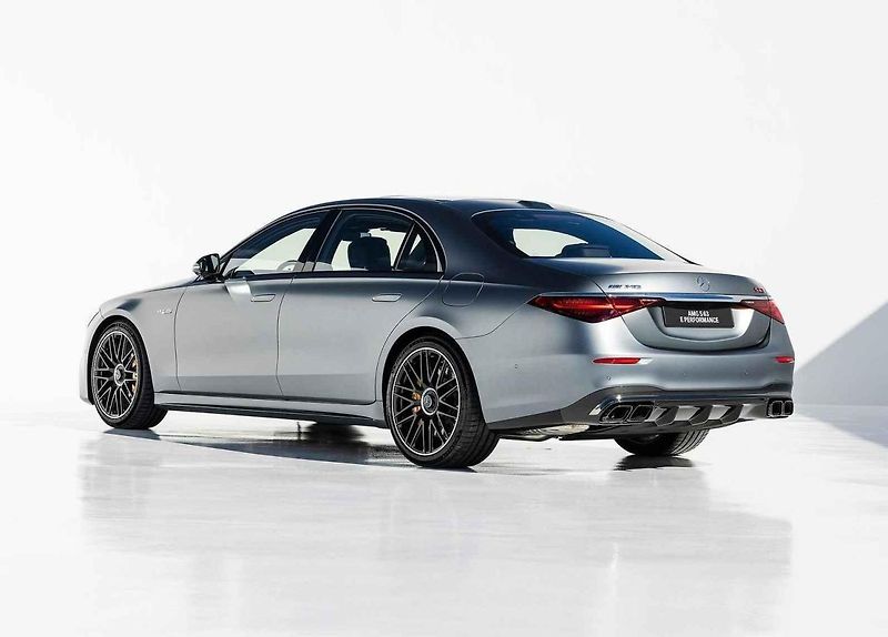 Mercedes-Benz S 63 AMG E Performance