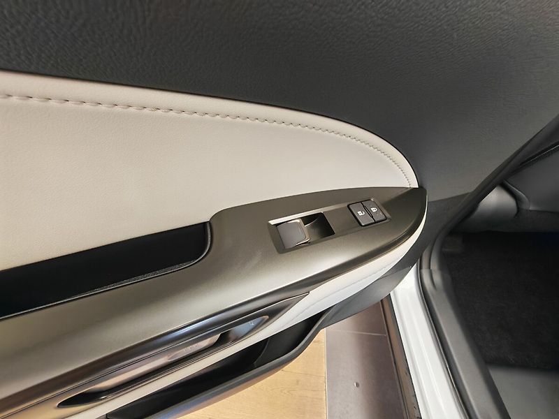 Lexus NX 450h plus 450h+ PRESTIGE - fotka 31 z 46