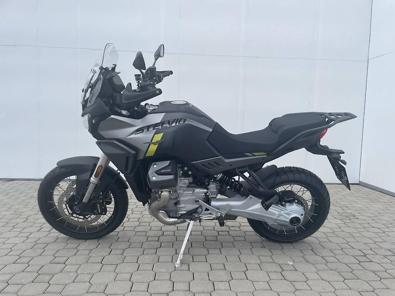 Moto Guzzi (2026) V100 Stelvio ARAS E5+ - fotka 6 z 10