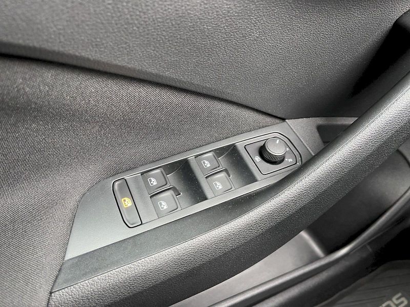 Škoda Scala (2024) 1.0 TSI 85kW Selection - fotka 21 z 34