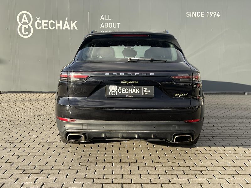 Porsche Cayenne (2018) 3.0i*V6*250KW*E-Hybrid - fotka 6 z 40