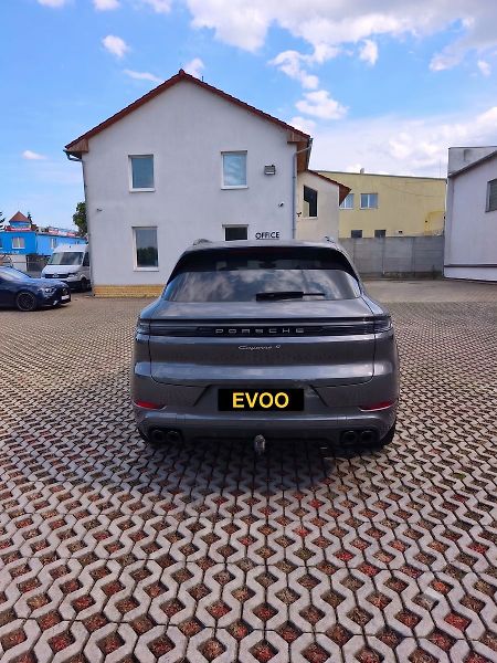 Porsche Cayenne (2025) S E-Hybrid*BOSE*HD-Matrix - fotka 2 z 26