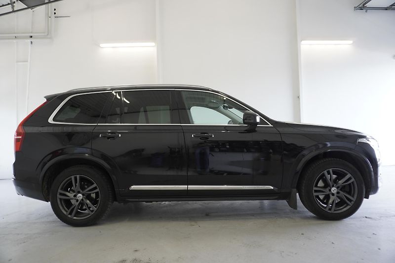 Volvo XC90 D5 AWD AUT. INSCRIPTION - fotka 4 z 34