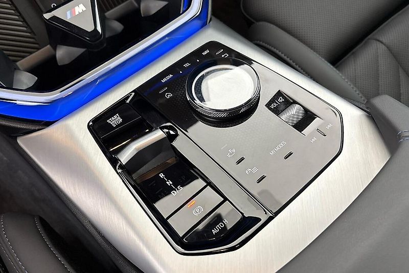 BMW X3 M50 xDrive - fotka 23 z 26