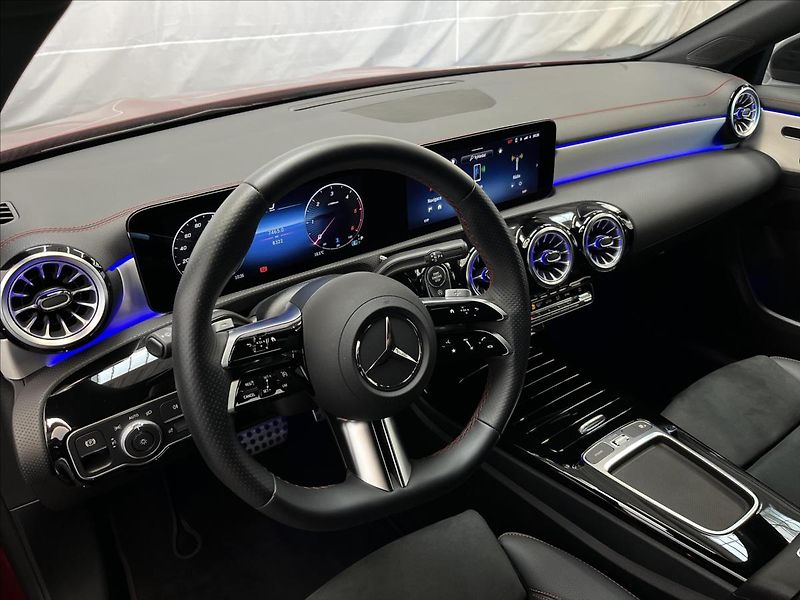 Mercedes-Benz CLA 200d Shooting Brake AMG Style - fotka 9 z 22