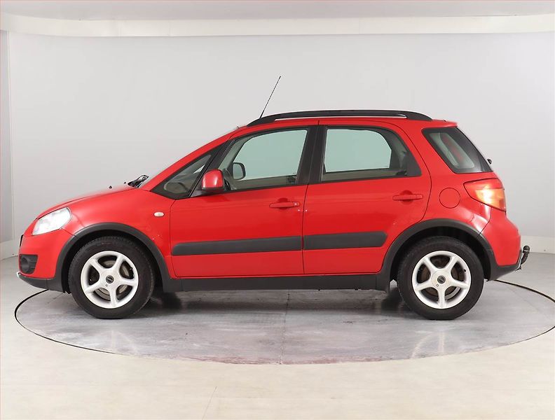Suzuki SX4 (2012) 1.6 VVT - fotka 3 z 17