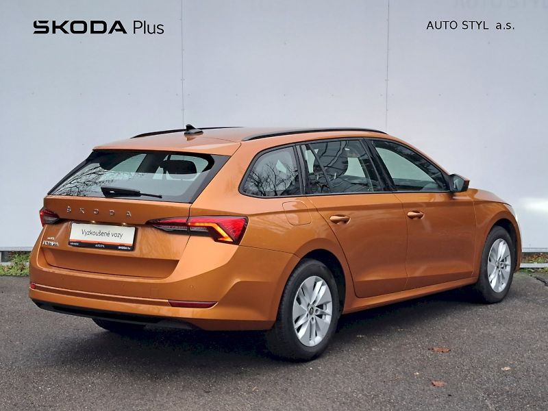 Škoda Octavia (2024) Ambition 1,5 TSI 110 KW - fotka 2 z 23