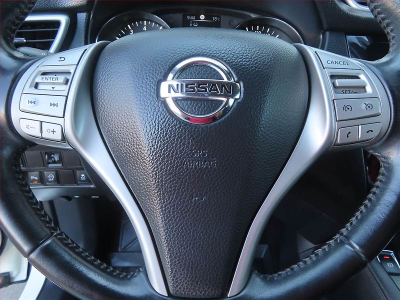 Nissan Qashqai (2016) 1.2 DIG-T, Serv.kniha, Navi - fotka 18 z 19