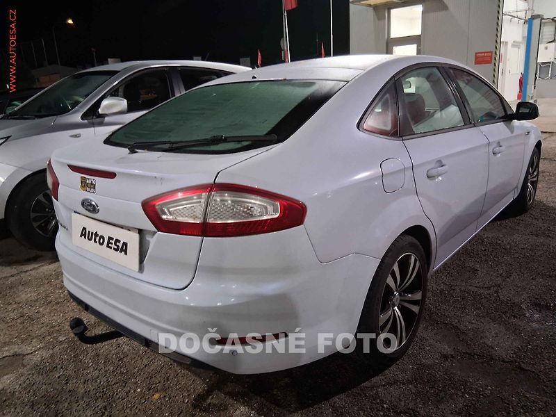 Ford Mondeo (2013) 1.6 TDCi, ČR, navi, autoAC - fotka 2 z 3