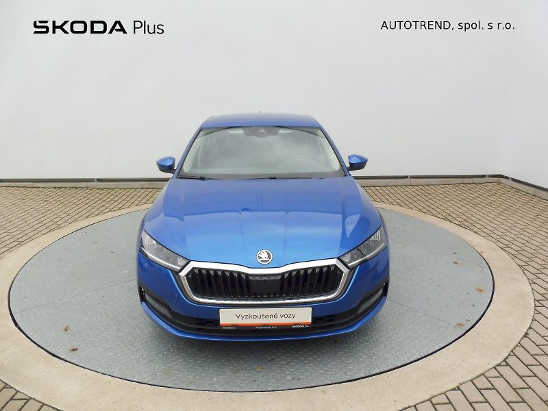 Škoda Octavia (2023) Ambition 1,5 TSI 110kW - fotka 4 z 27