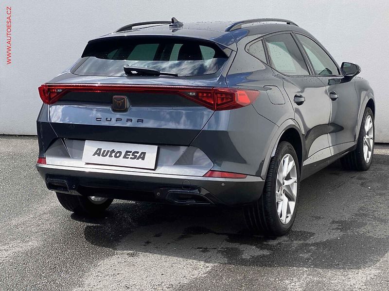 Cupra Formentor (2022) 2.0 TDi, Navi, LED - fotka 4 z 17