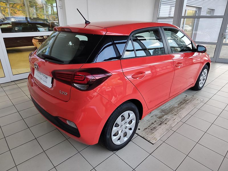 Hyundai i20 (2019) 1.2i 55kW MT Classic Club - fotka 4 z 19