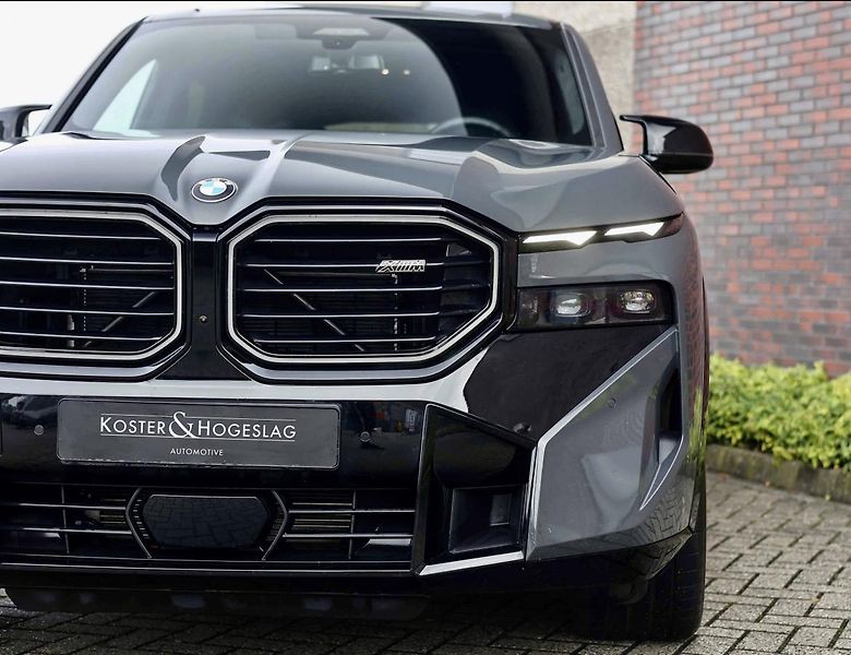 BMW XM (2023) 4.4 V8*Bowers&Wilkins - fotka 13 z 46