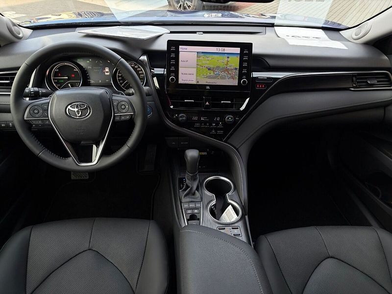 Toyota Camry 2,5 Hybrid Executive VIP - fotka 14 z 18