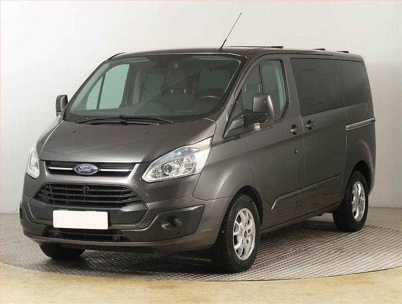 Ford Tourneo Custom (2015) Titanium 2.2 TDCi, ČR - fotka 2 z 25