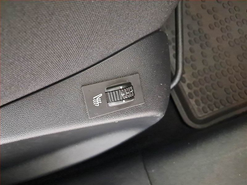 Peugeot 208 (2016) 1.2 PureTech, Automat - fotka 17 z 23