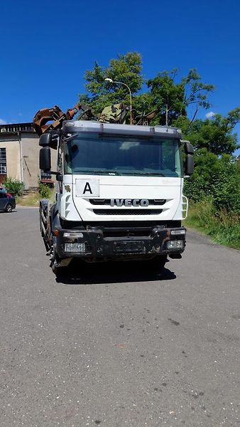 Iveco (2009) 450 kontejner+ruka - fotka 7 z 12