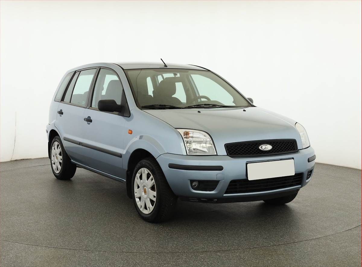 Ford Fusion 1.4, ČR,1.maj, nová STK, Tažné