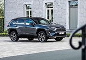 Toyota RAV-4.