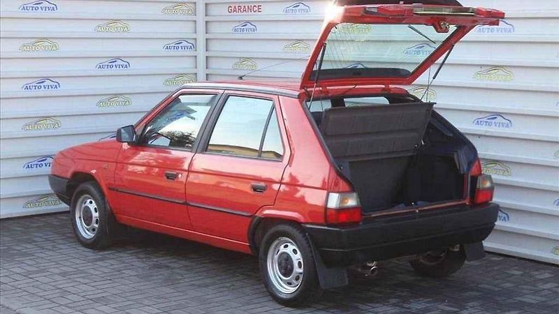 Škoda Felicia.