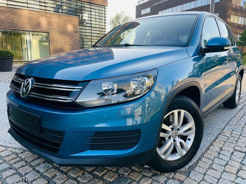 Volkswagen Tiguan 1.4TSI MANUÁL 1MAJITEL SENZORY - fotka 2 z 40