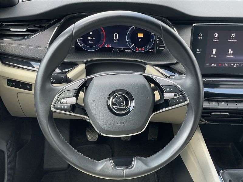 Škoda Octavia 2,0 TDI Combi Style LED+PDC - fotka 8 z 25