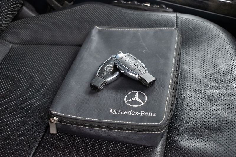 Mercedes-Benz Třídy G 350d TAŽNÉ*EXCLUSIVE*ALCANTARA - fotka 35 z 42