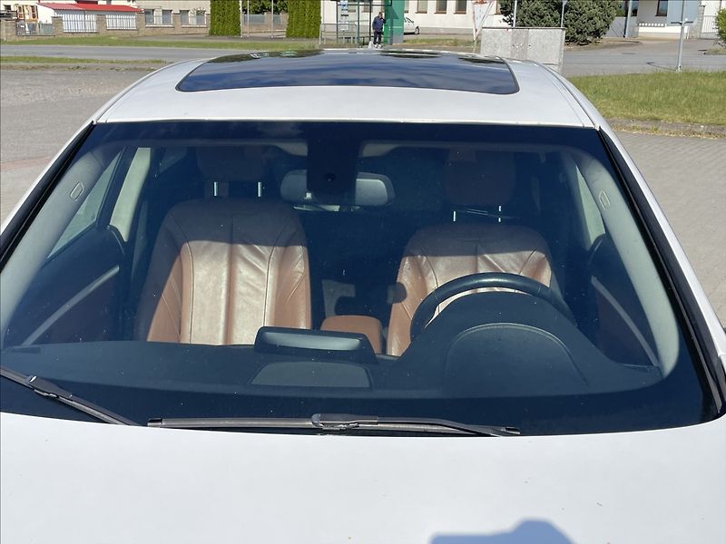 BMW Řada 3 2,0 d 120kw GT Panorama, prav. - fotka 30 z 39