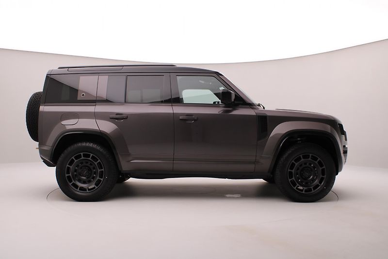 Land Rover Defender OCTA P635  - fotka 13 z 75