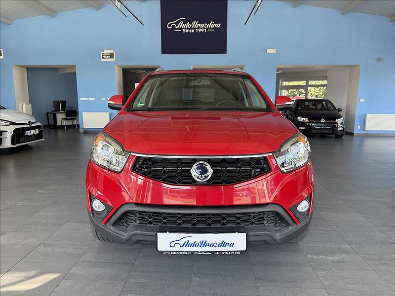SsangYong Korando 2,0   110 kW,SERVISKA,4x4, - fotka 2 z 25