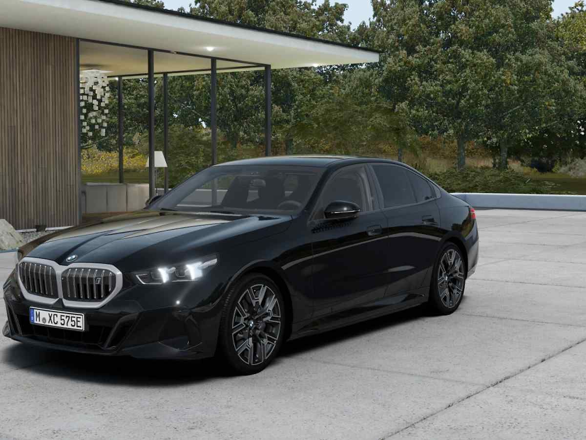 BMW i5