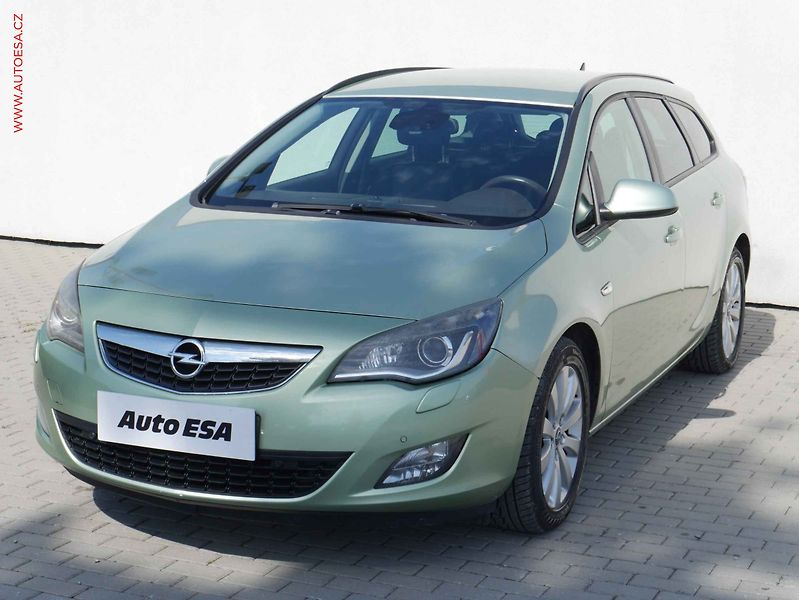 Opel Astra (2011) 1.7 CDTI, Klima, AC - fotka 3 z 19