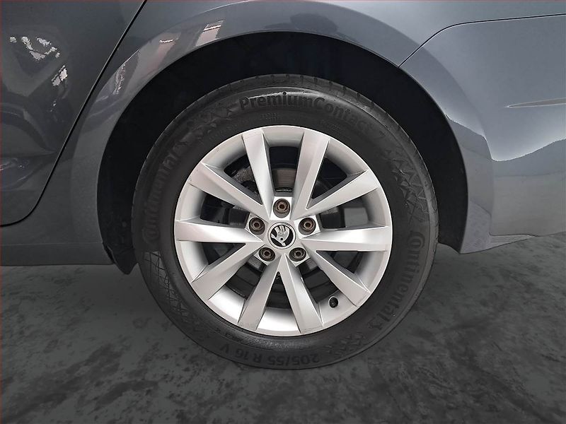 Škoda Octavia (2017) Style 2.0 TDI, Automat - fotka 15 z 20