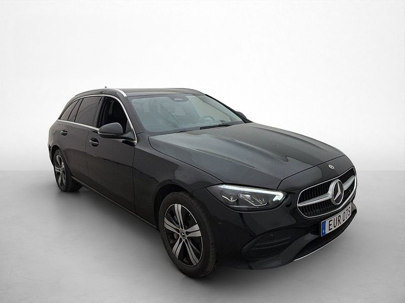 Mercedes-Benz Třídy C 300e Kamera Tažné - fotka 1 z 35