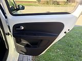 Volkswagen e-up! 64kW KAMERA SOH 84% - náhled 32
