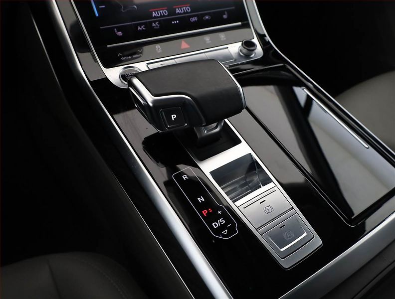 Audi Q7 (2021) 50 TDI - fotka 11 z 21
