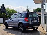 Škoda Yeti 2,0 TDI AC NAVI VÝHŘEVY - náhled 2