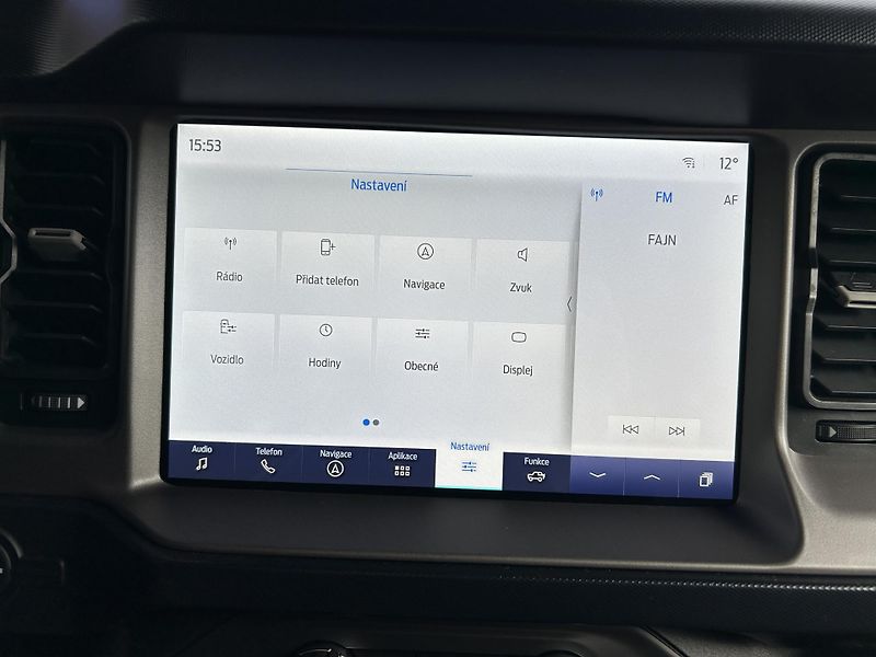 Ford Bronco 2.7 EcoBoost 246kW OUTER BANKS - fotka 28 z 36