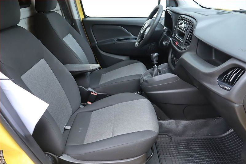 Fiat Dobló (2017) Maxi 1.6 MultiJet, SR - fotka 9 z 16