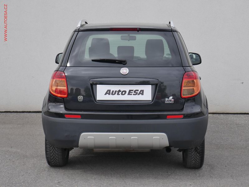 Fiat Sedici (2011) 2.0JTD 4x4, výhřev sed - fotka 5 z 17