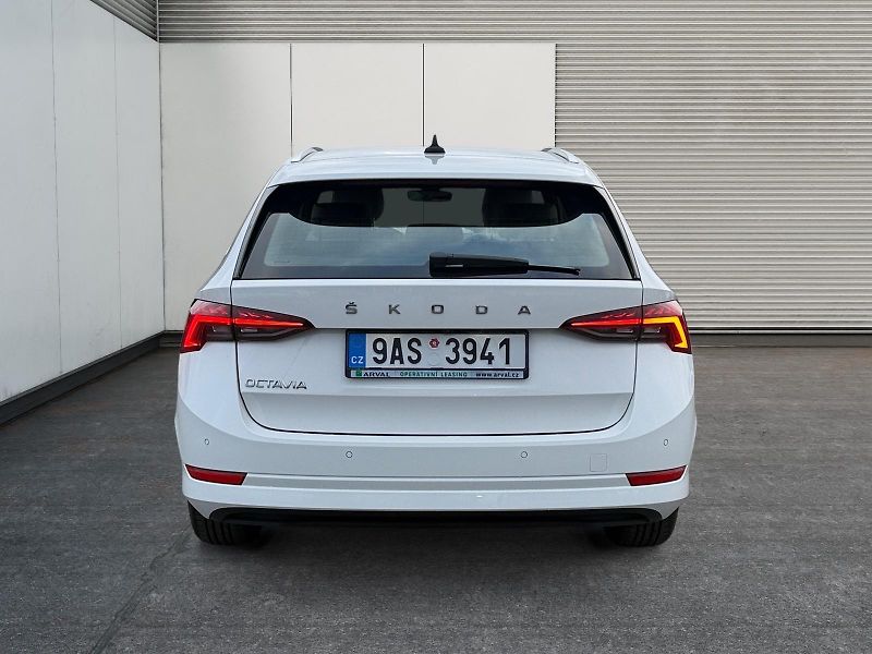Škoda Octavia (2023) STYLE 2.0TDI 110kW TAŽNÉ CZ - fotka 5 z 11