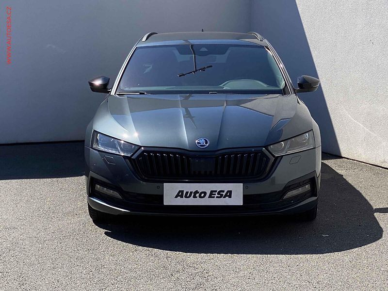 Škoda Octavia (2021) 2.0 TDi, Style, DSG - fotka 2 z 19